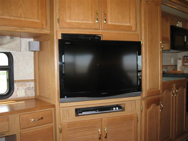Mount for TV 005.jpg